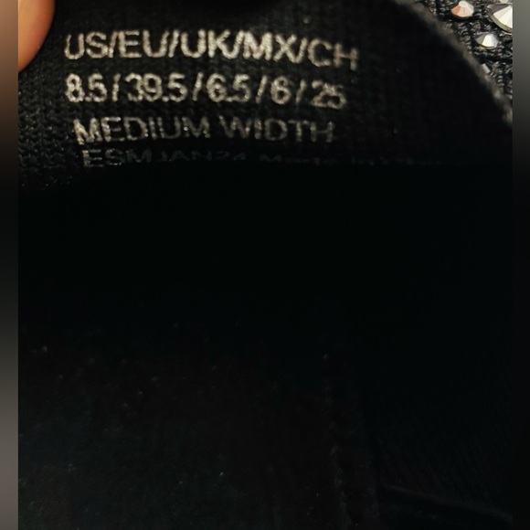 Kenneth Cole Reaction Cameron Jewel EZ-ON Slip-on Sneakers - Picture 4 of 5